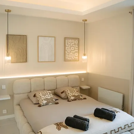 Apartment Maiora - Elegance, Serenite & Jacuzzi