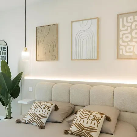Maiora - Elegance, Serenite & Jacuzzi Apartment Saumur